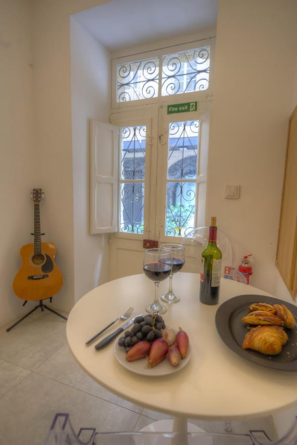 Cute And Modern Duplex Apartment In Ideal Location Rcas1-1 Valeta Exterior foto